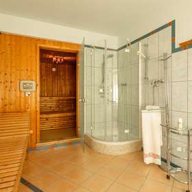 18140 Sauna