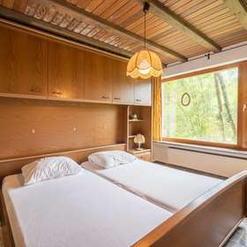 18238 Schlafzimmer UG