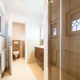 18281 Badezimmer