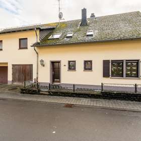 18210 Außenansicht