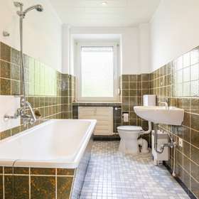 18233 Badezimmer