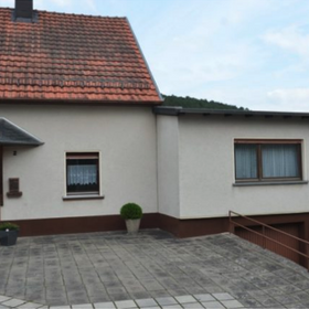 18008 Außenbild