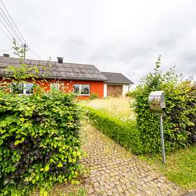 18319 Straßenansicht