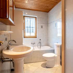18270 Badezimmer