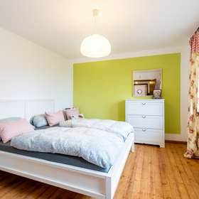 18272 Schlafzimmer