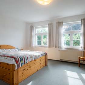18275 Schlafzimmer