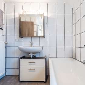18295 Badezimmer