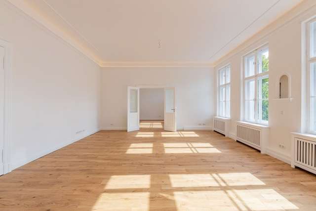 Lichtdurchflutetes Wohnzimmer