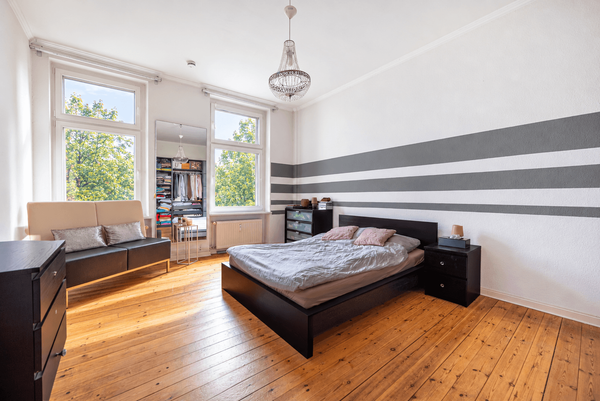 Schlafzimmer 1