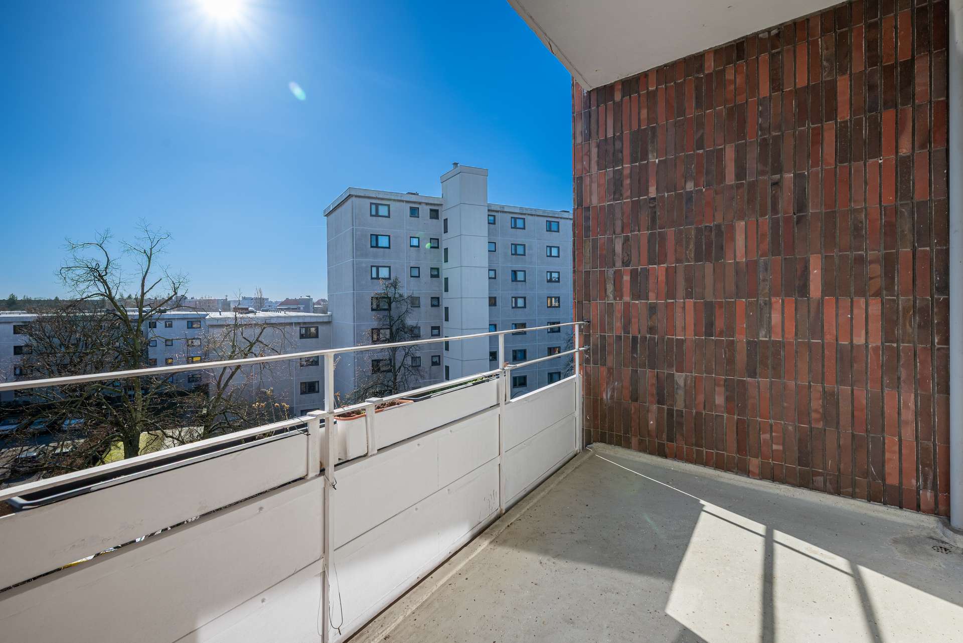 Su00fcd-Balkon mit Weitblick