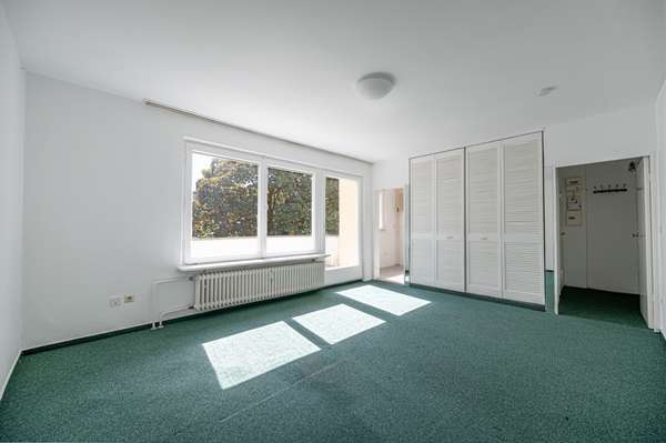 Sonniges Wohnzimmer