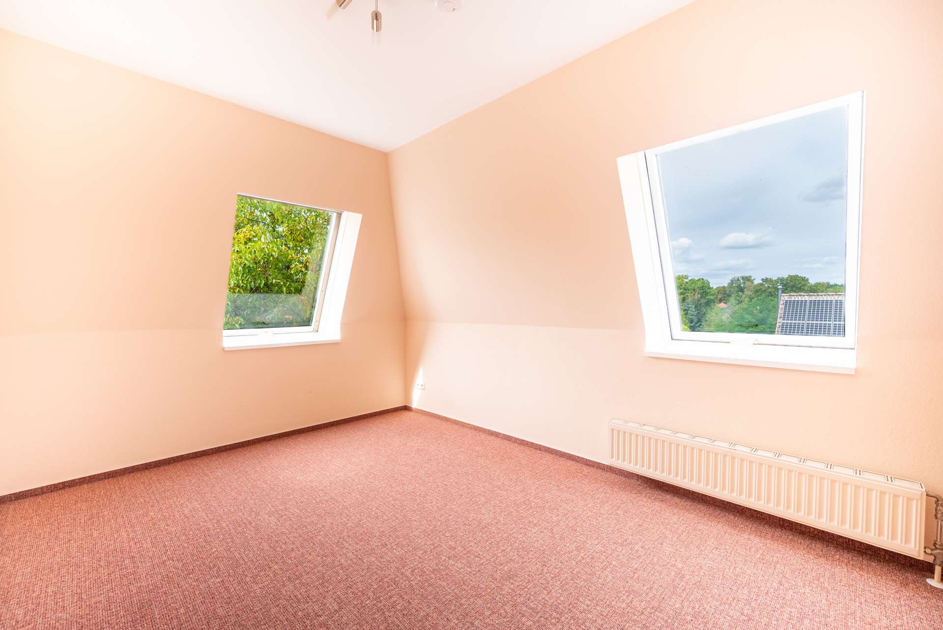 Schlafzimmer 2