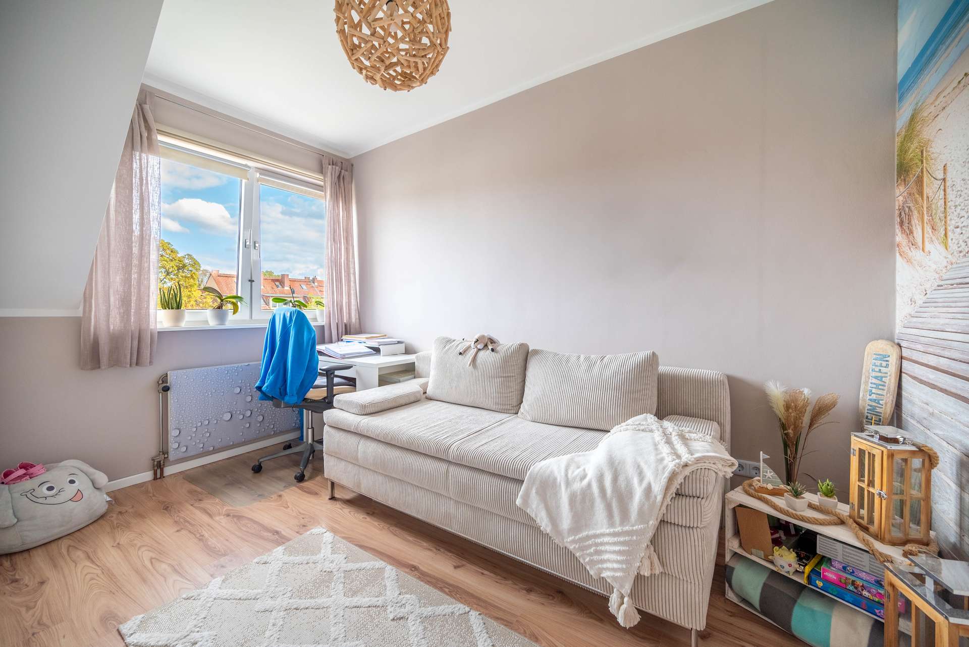 Schlafzimmer 1