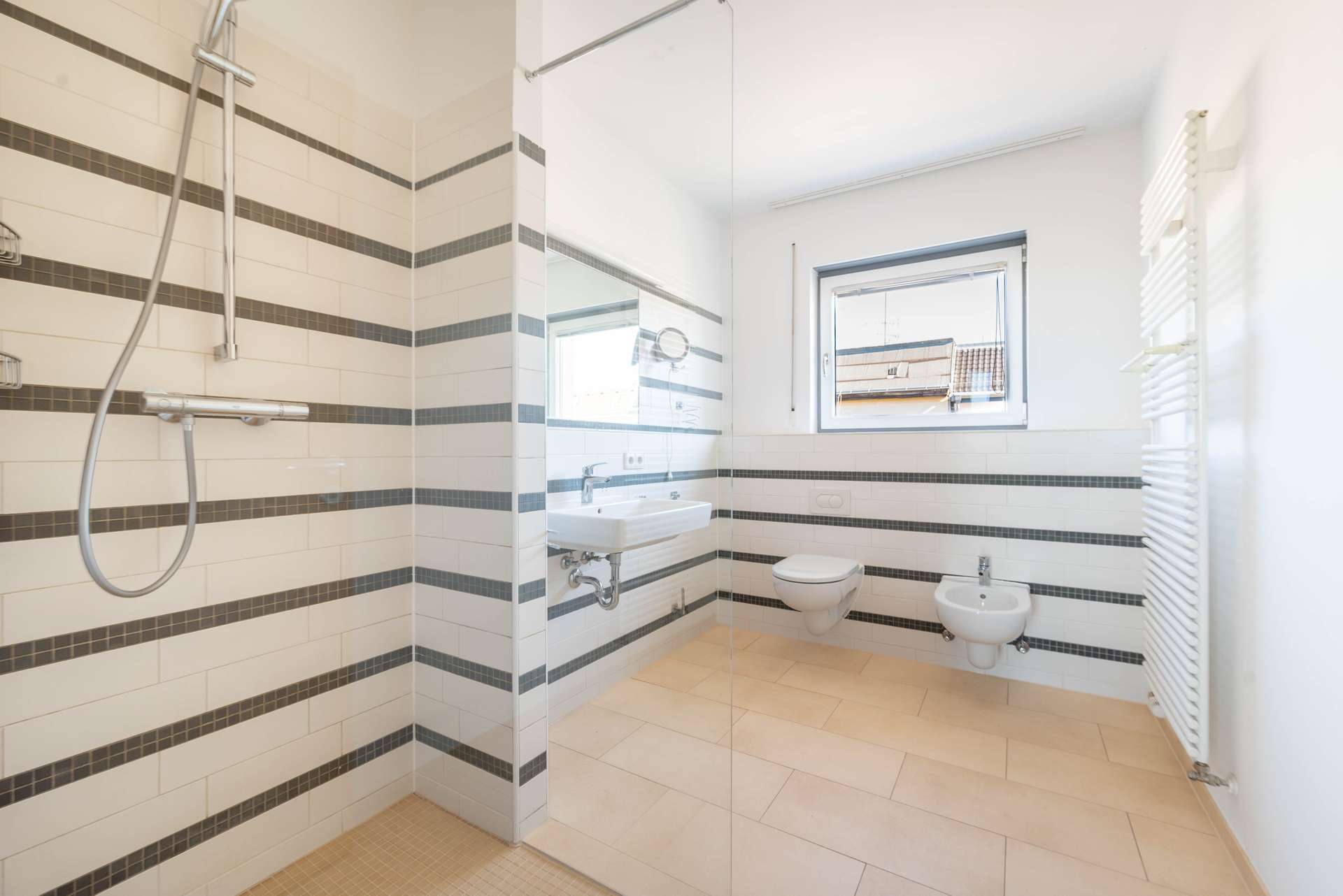 Badezimmer - 2. Ebene