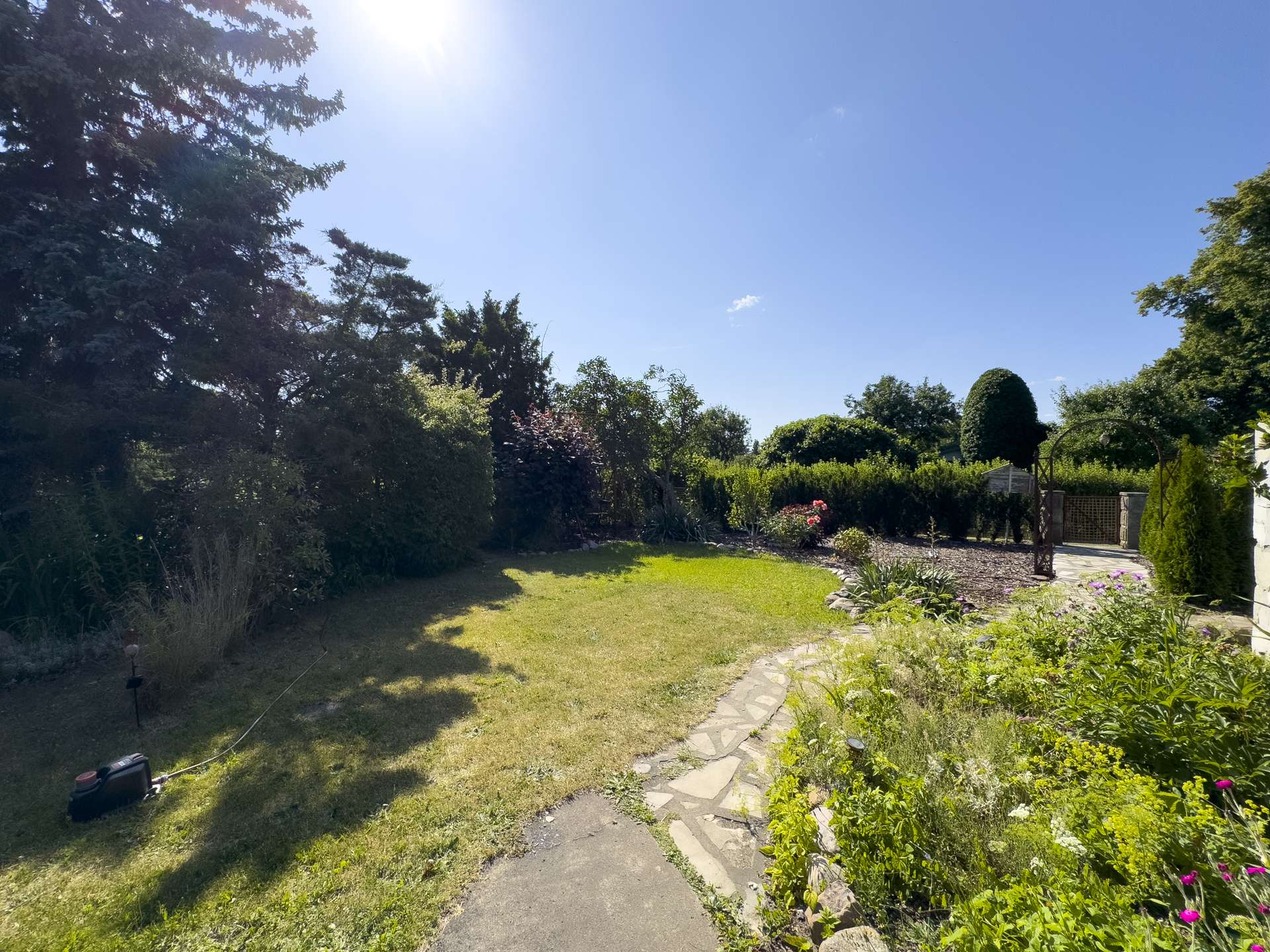 grou00dfzu00fcgiger Garten