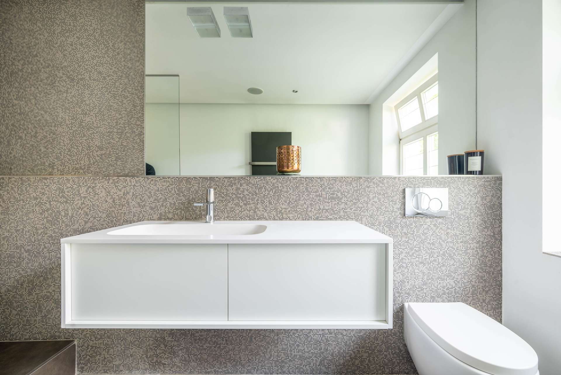 Modernes Badezimmer