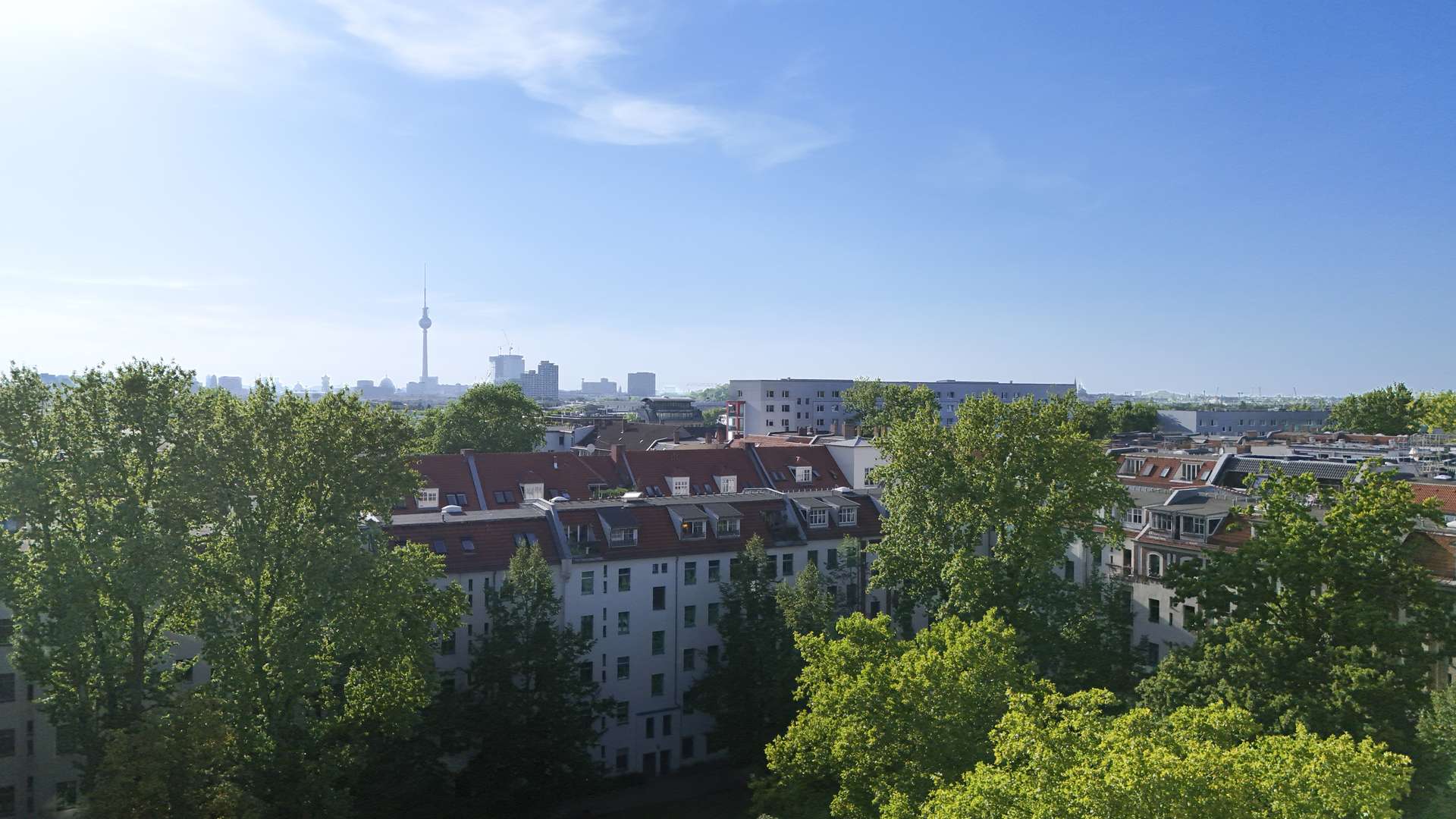 Blick nach Berlin Mitte auf den Fernsehturm