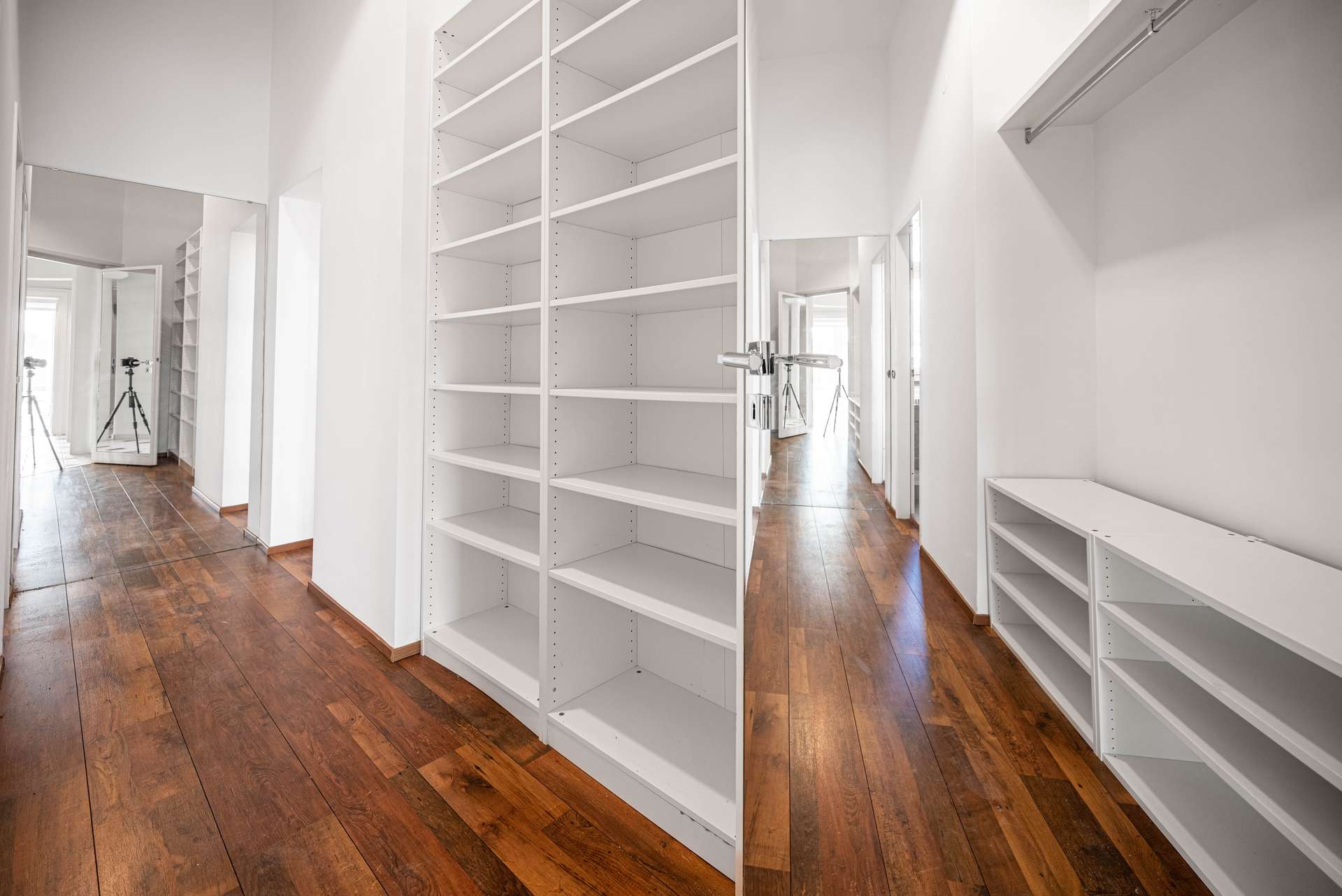 Begehbarer Kleiderschrank