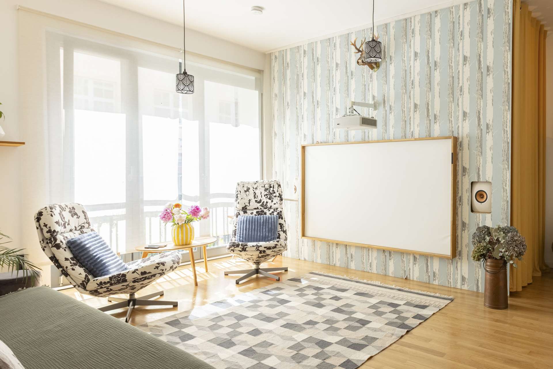 Kino-Atmosphu00e4re im Wohnzimmer 