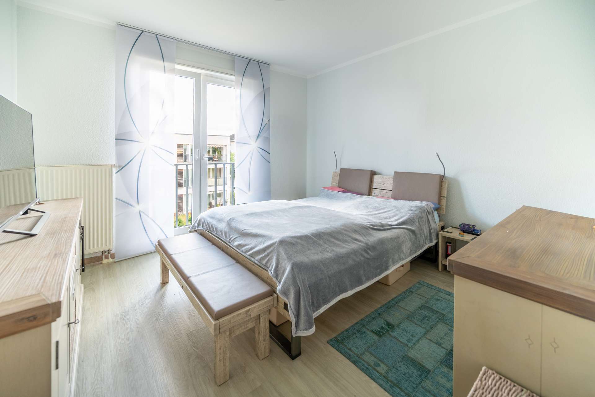 Schlafzimmer 1