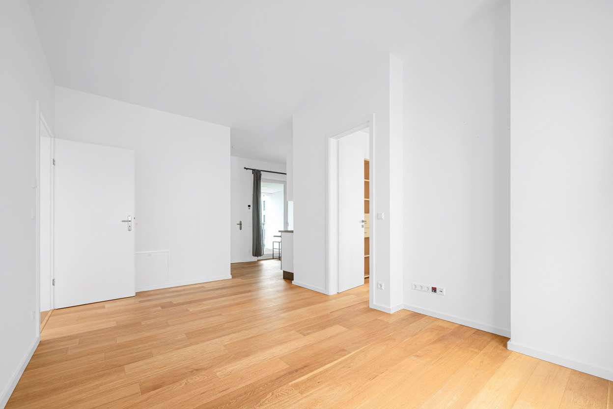 Offener Wohnbereich mit Sichtachse zur Ku00fcche