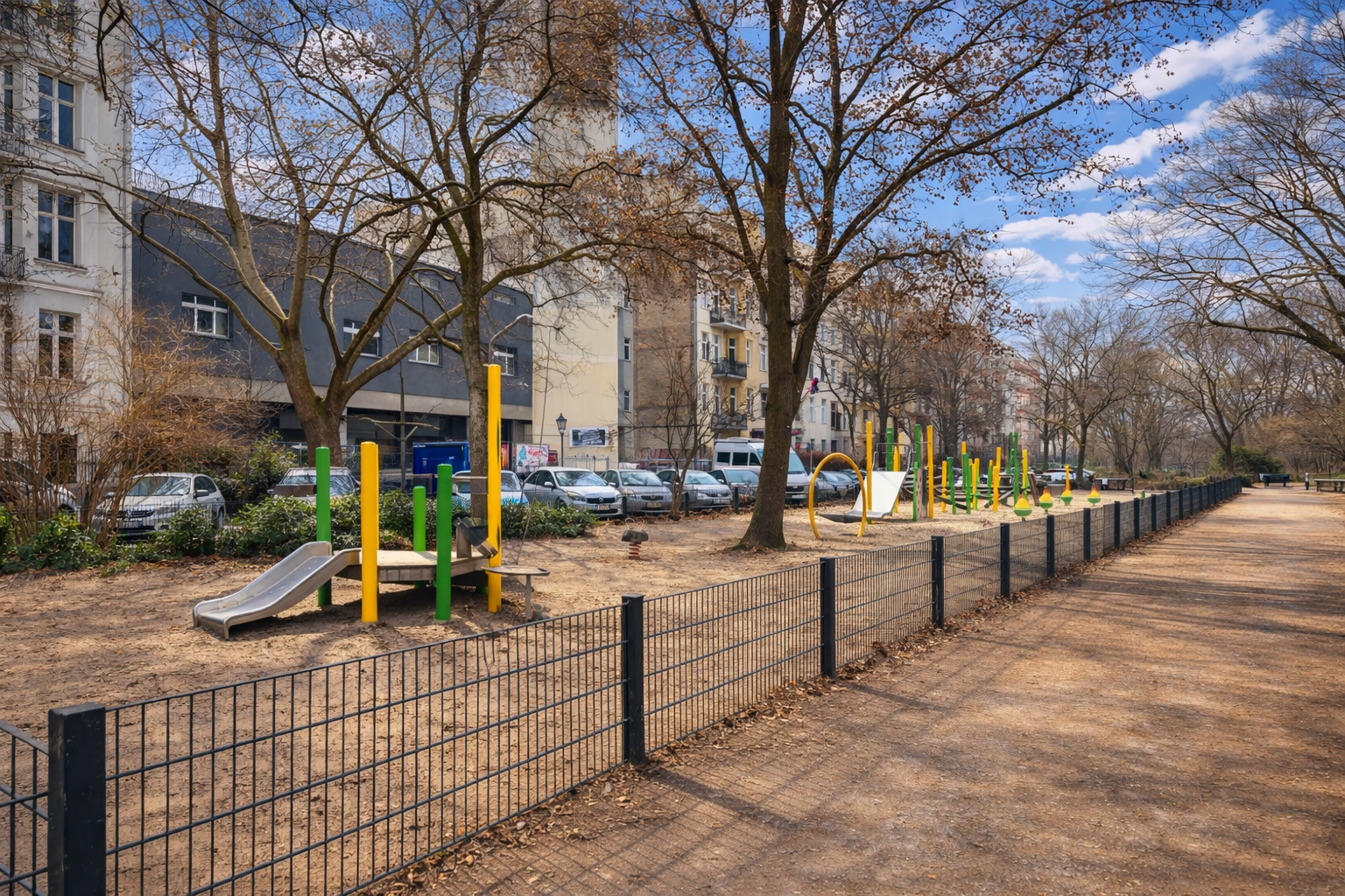 u00d6ffentlicher Spielplatz