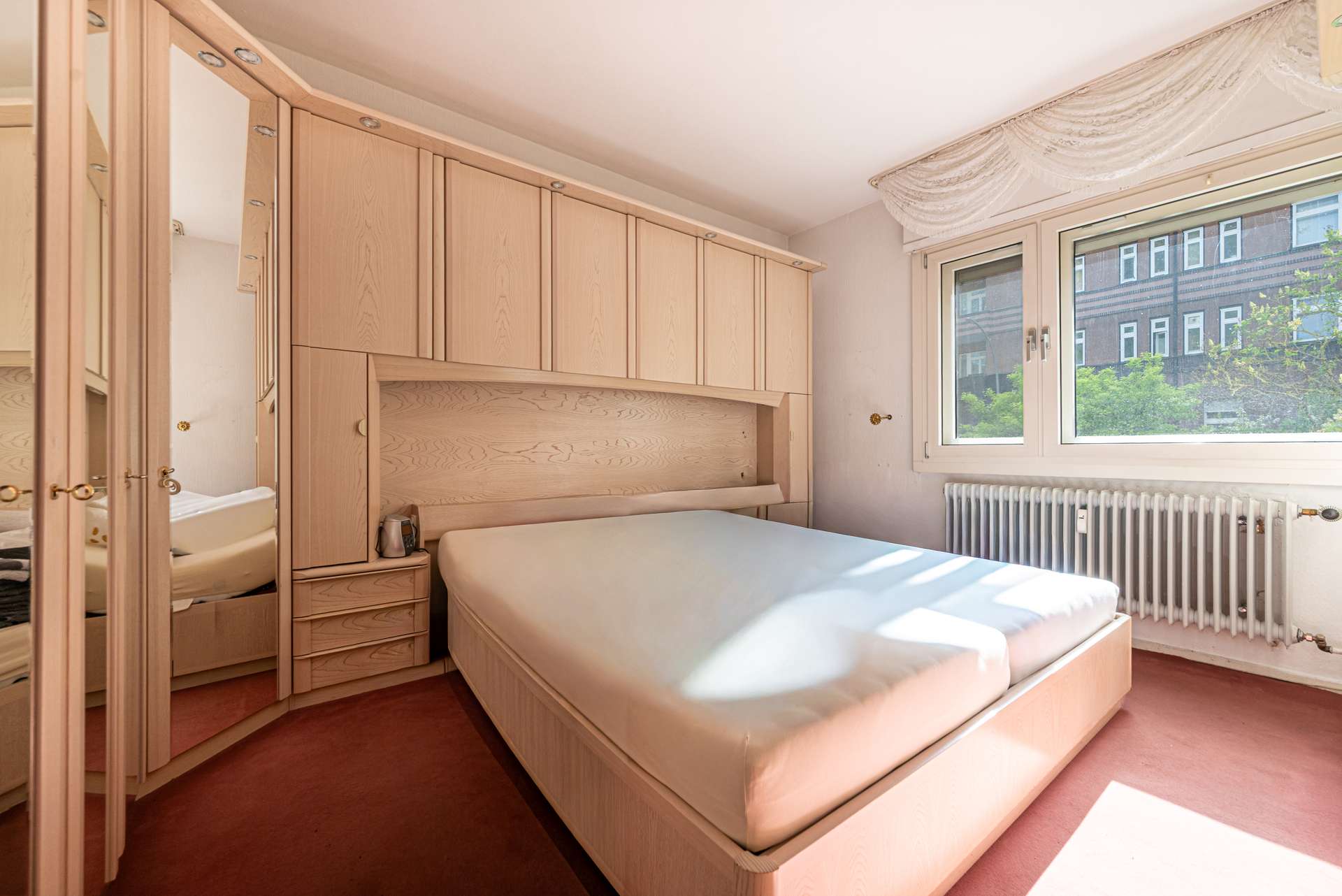 Schlafzimmer 1