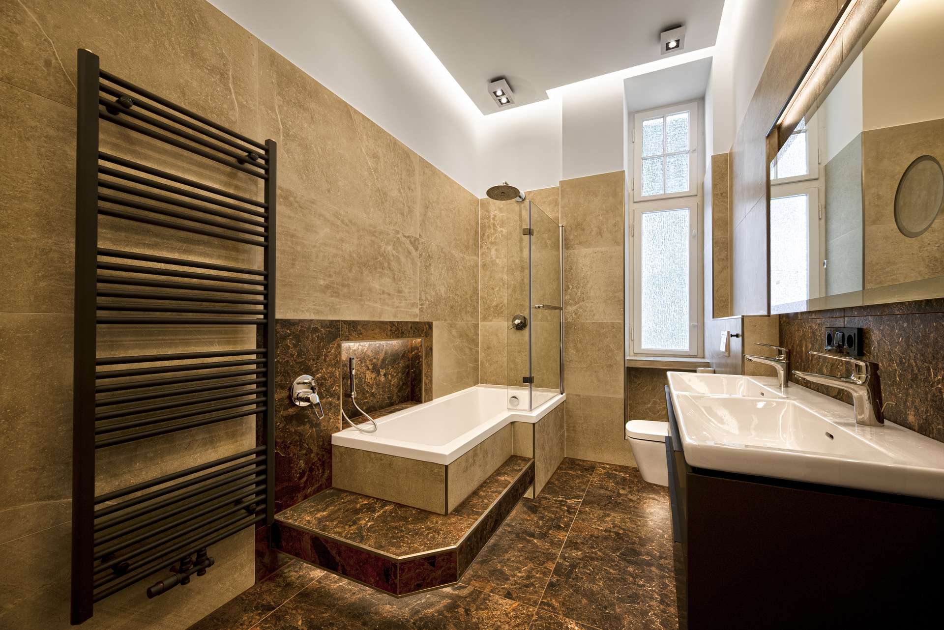 Luxuriu00f6ses Badezimmer