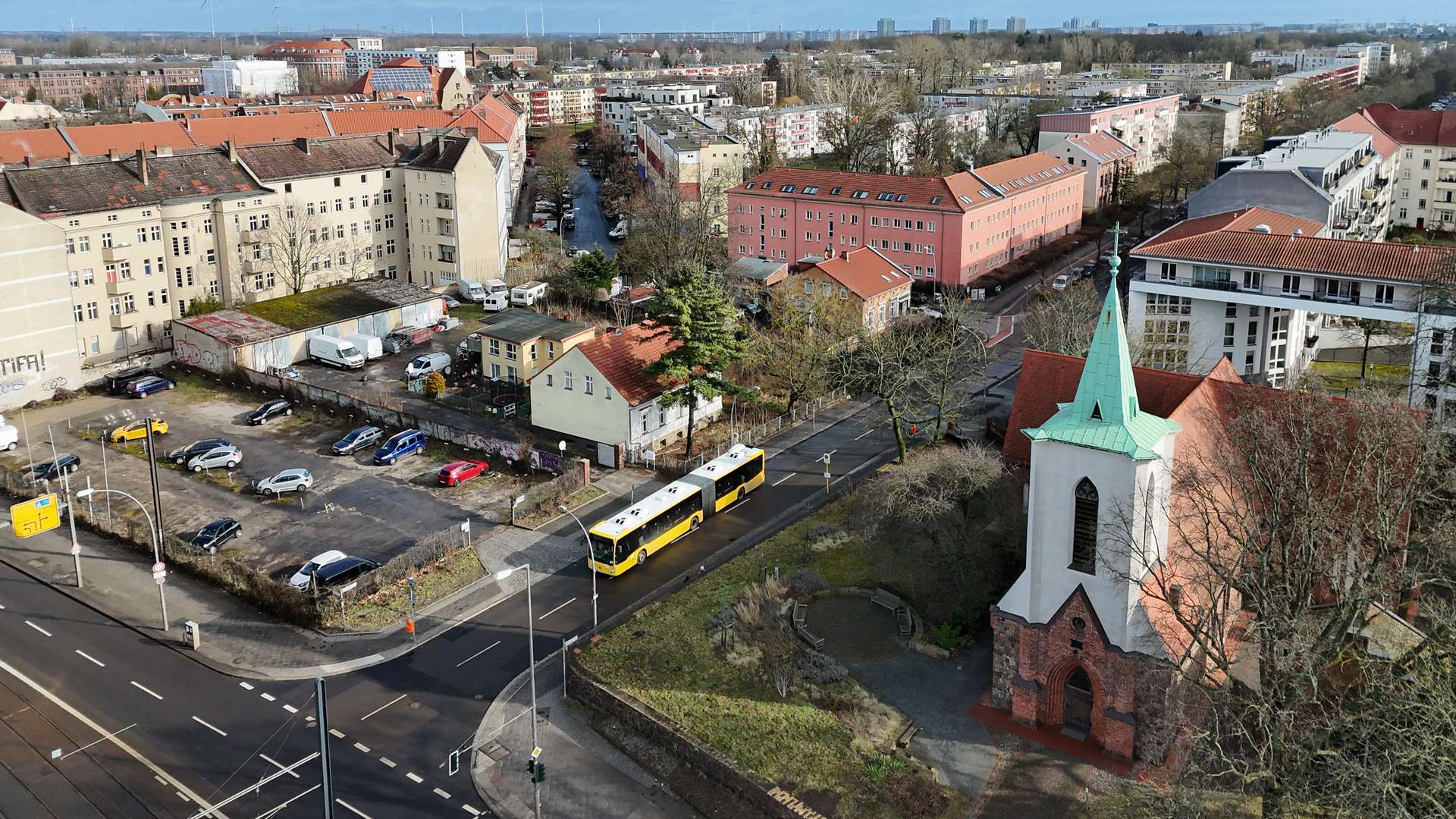 Stellplatz zur Miete auf dem gegenu00fcberliegenden Parkplatz mu00f6glich