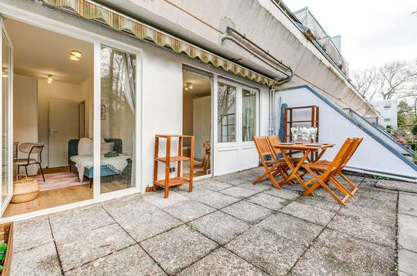 Grou00dfe Sonnen-Terasse