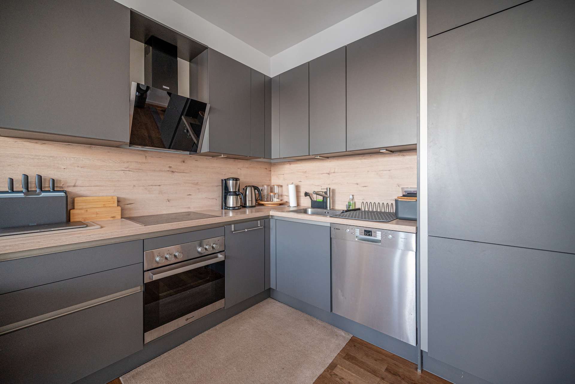 Hochwertige Einbauku00fcche