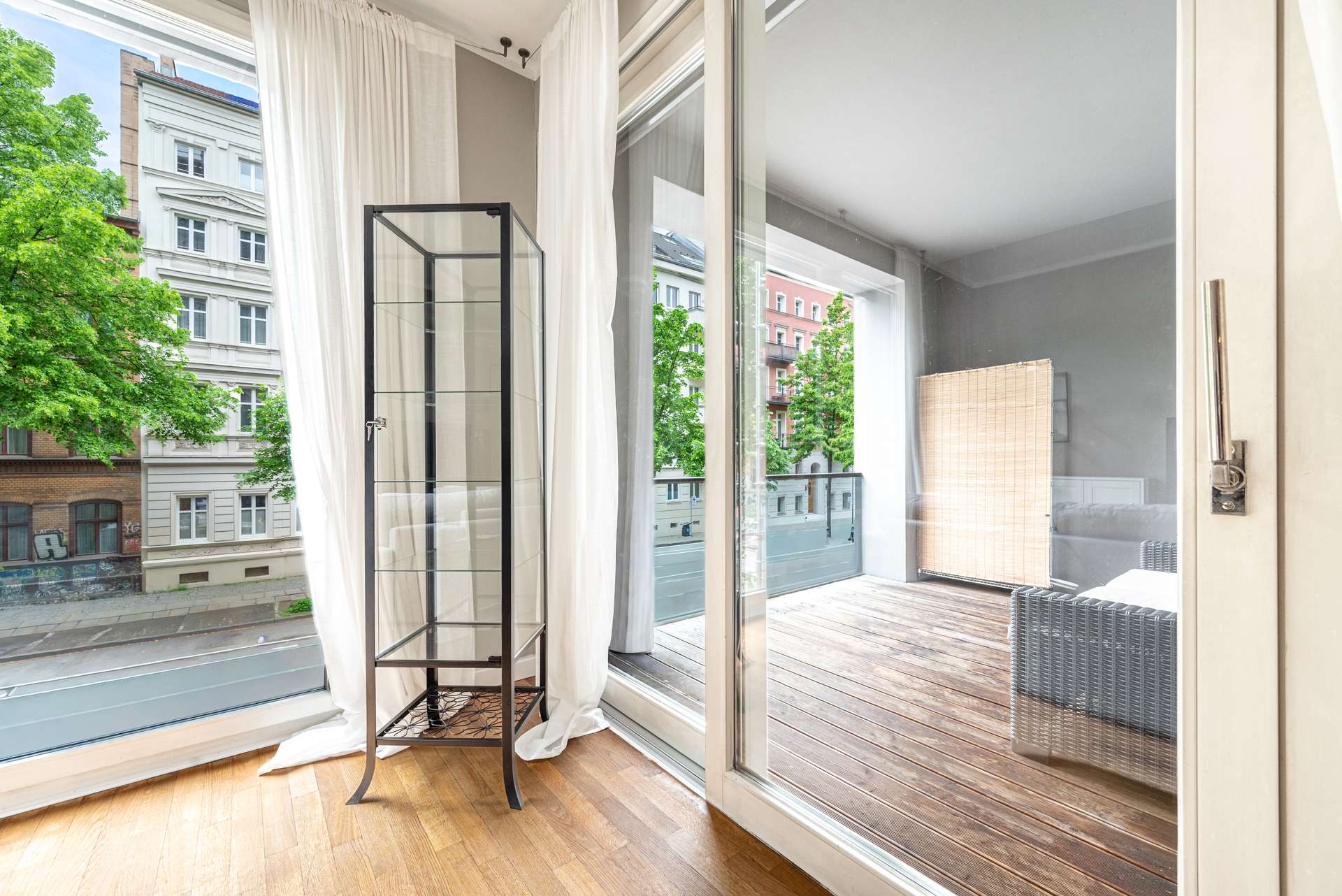 Wohnzimmer-Zugang Balkon 