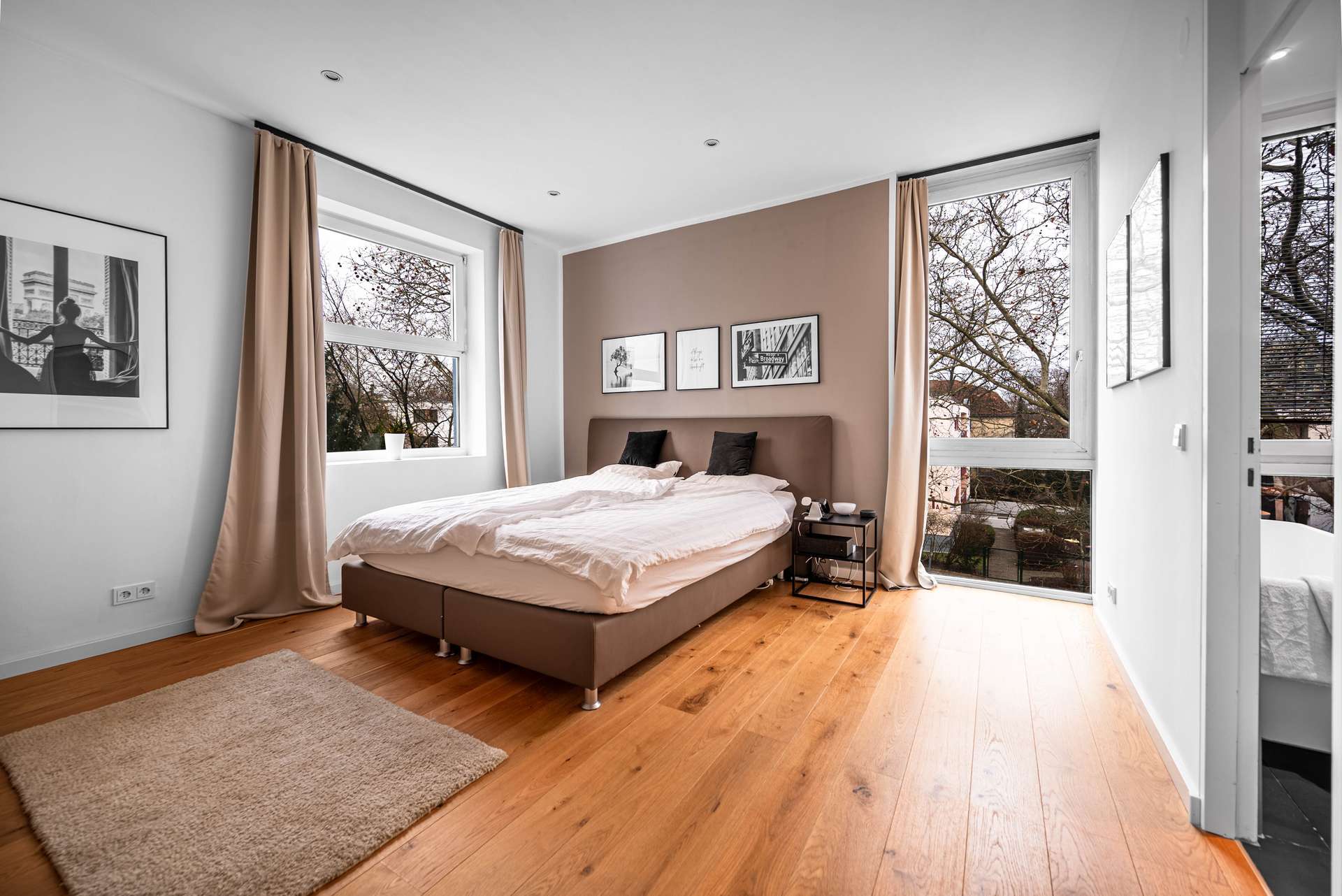 Schlafzimmer mit Bad en-Suit