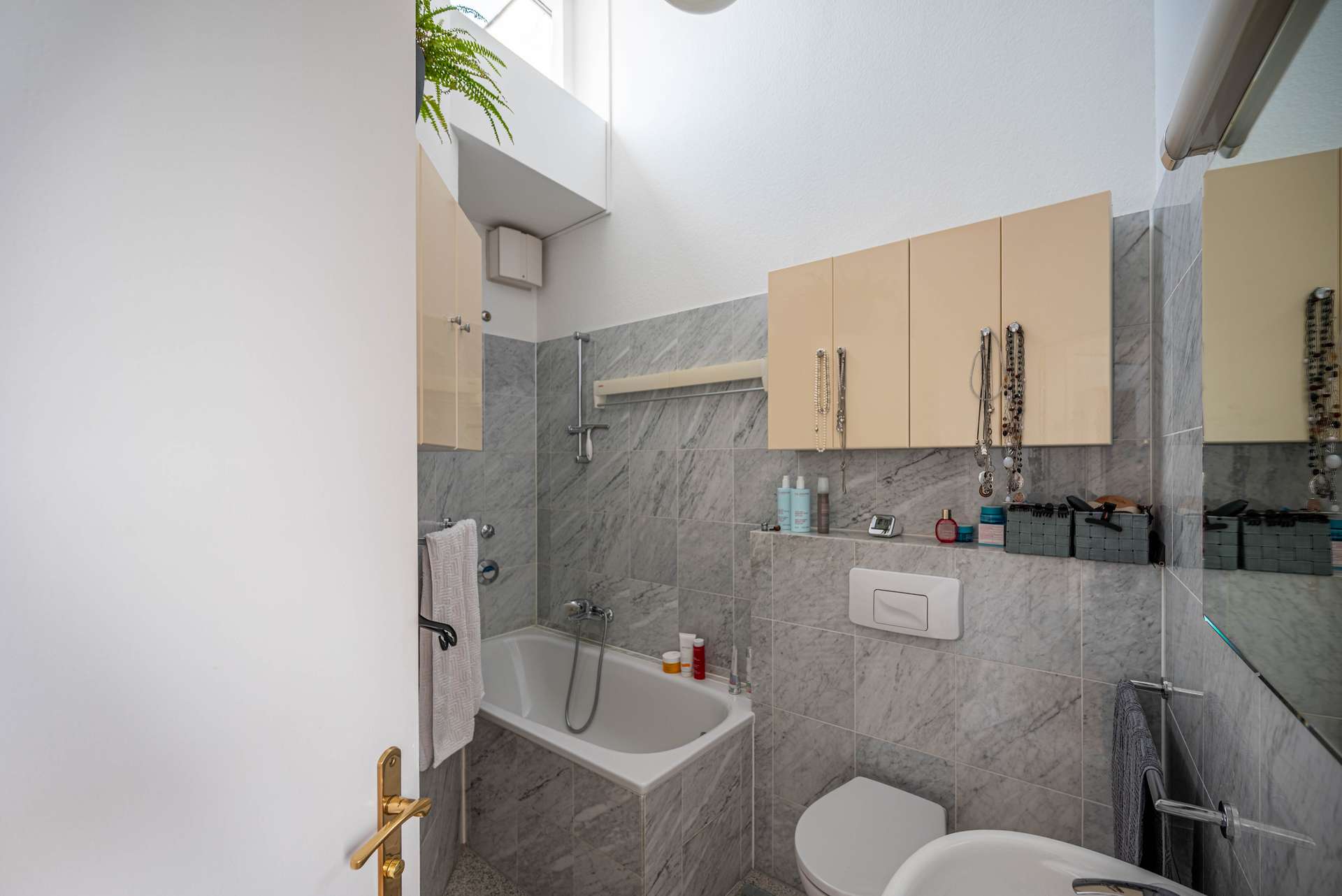 Tageslicht-Badezimmer