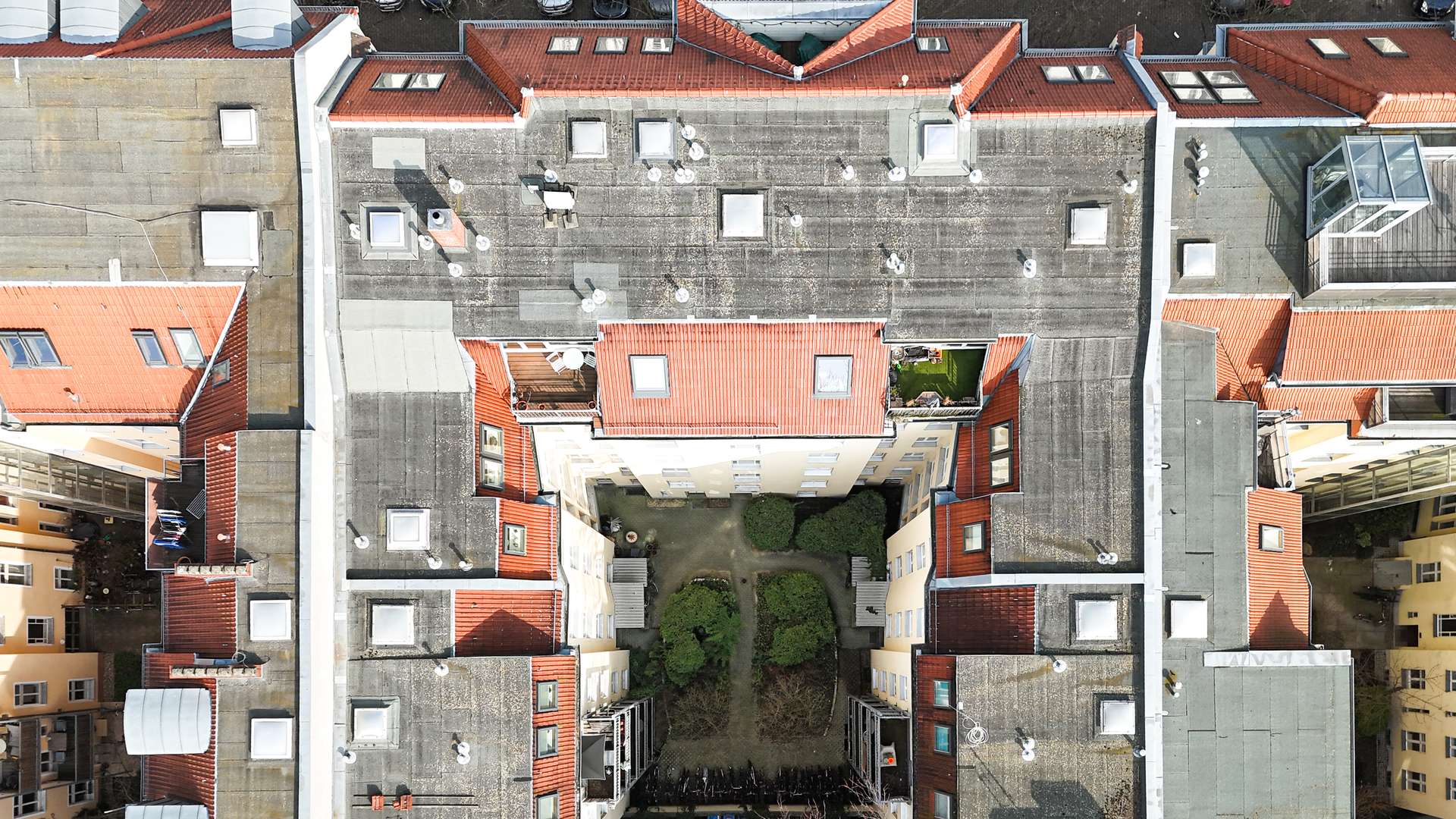 Dachansicht & Innenhof