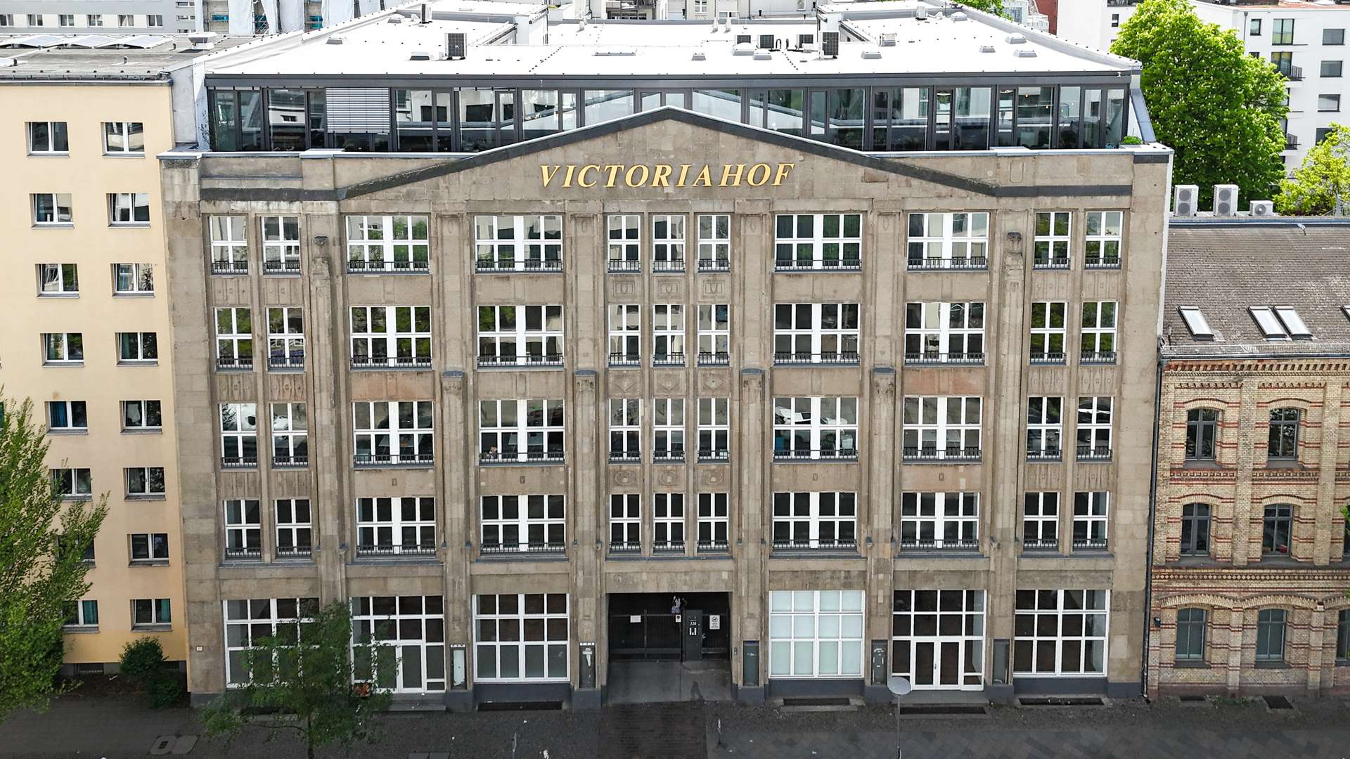 Eingang in die Viktoriahu00f6fe