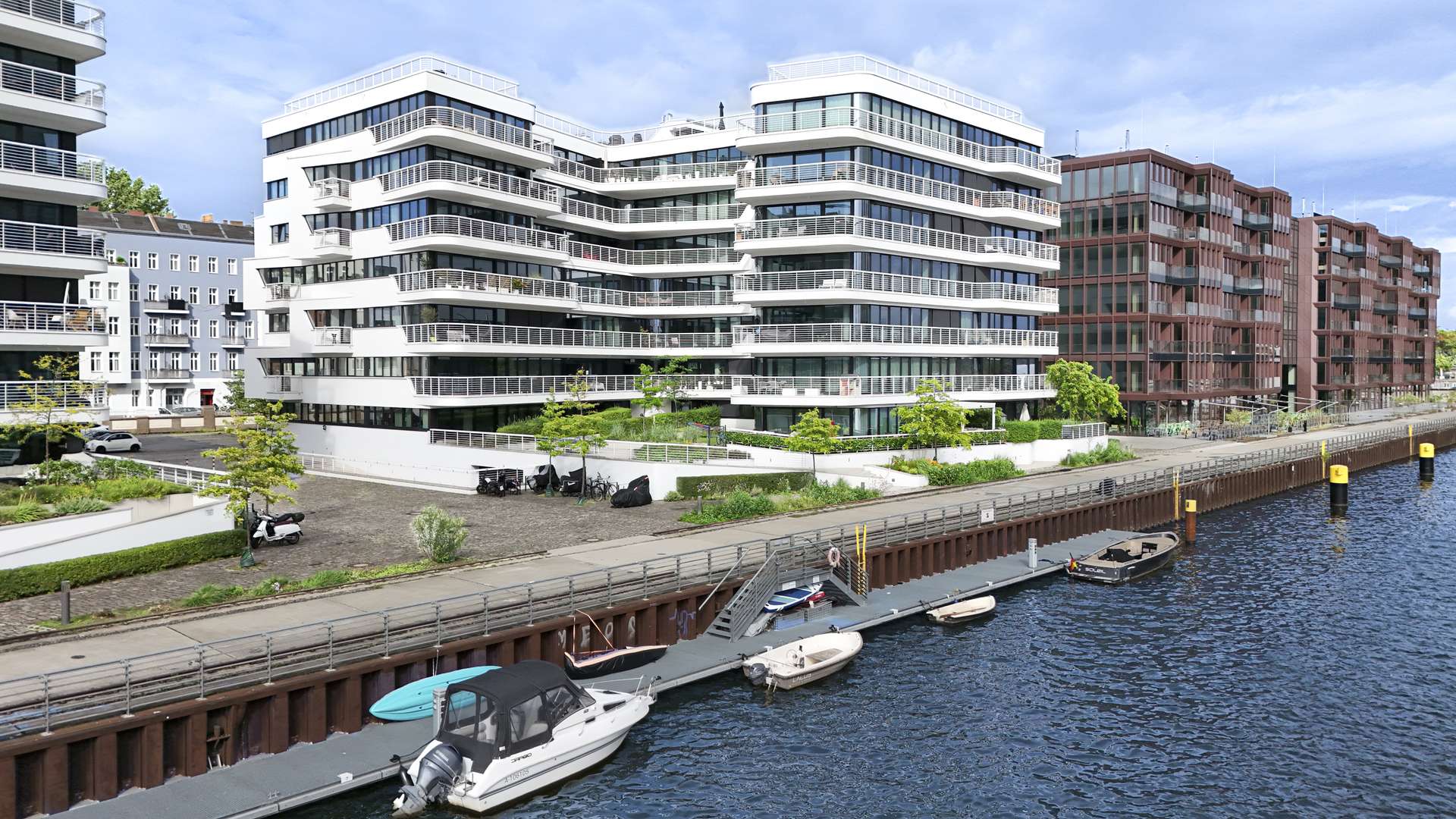 Exklusiver Bootsanlieger fu00fcr Wave-Bewohner