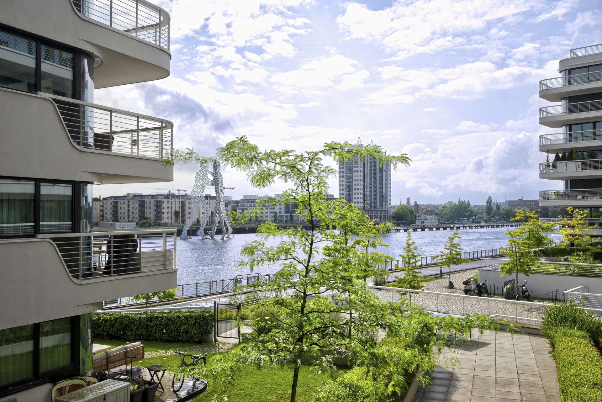 Unverbaubarer Blick auf den Molecule-Man