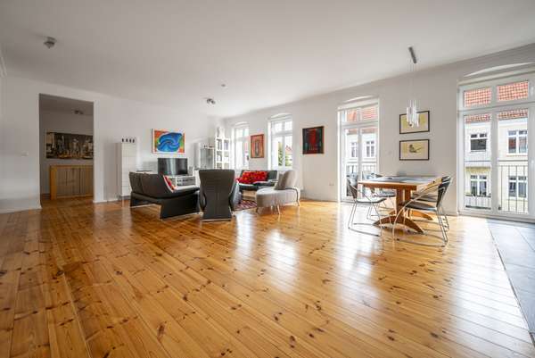 Offenes Wohnzimmer mit 47mu00b2