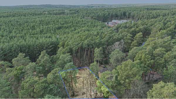 Seltenes Grundstu00fcck mit Baugenehmigung in Grou00df Glienicke