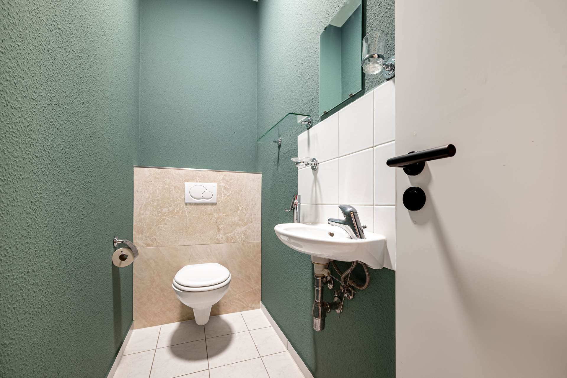 Komfortables Gu00e4ste-WC 