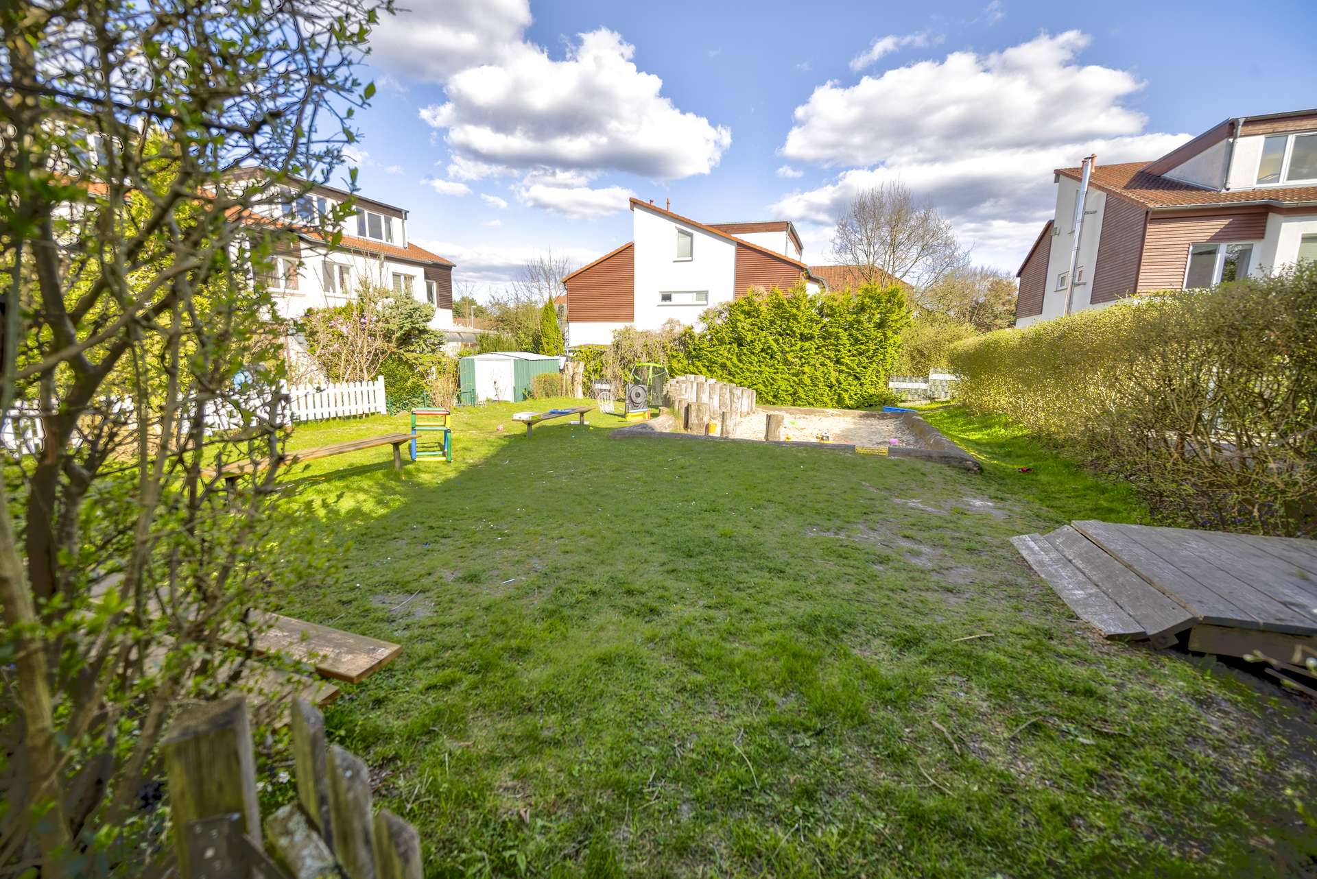 anliegender Spielplatz