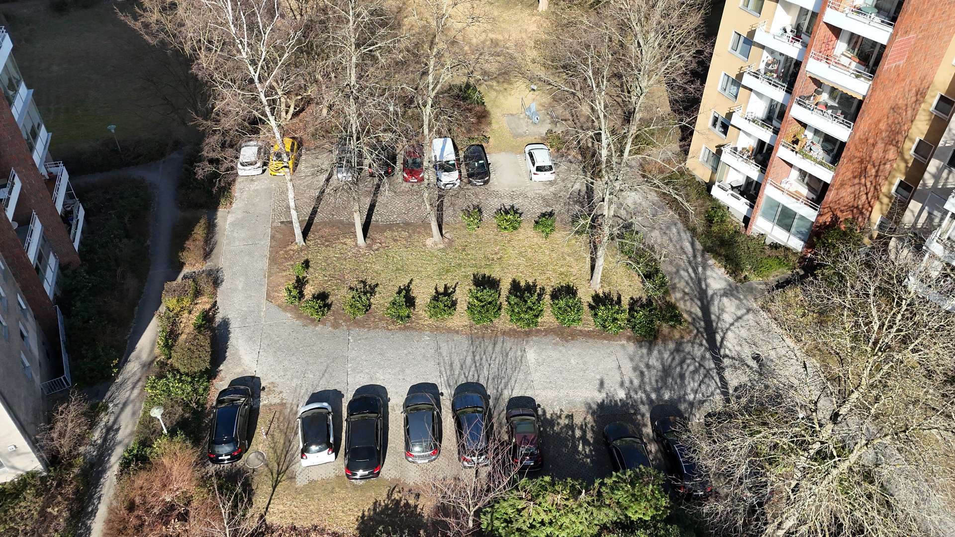 Privatparkplatz fu00fcr die Bewohner