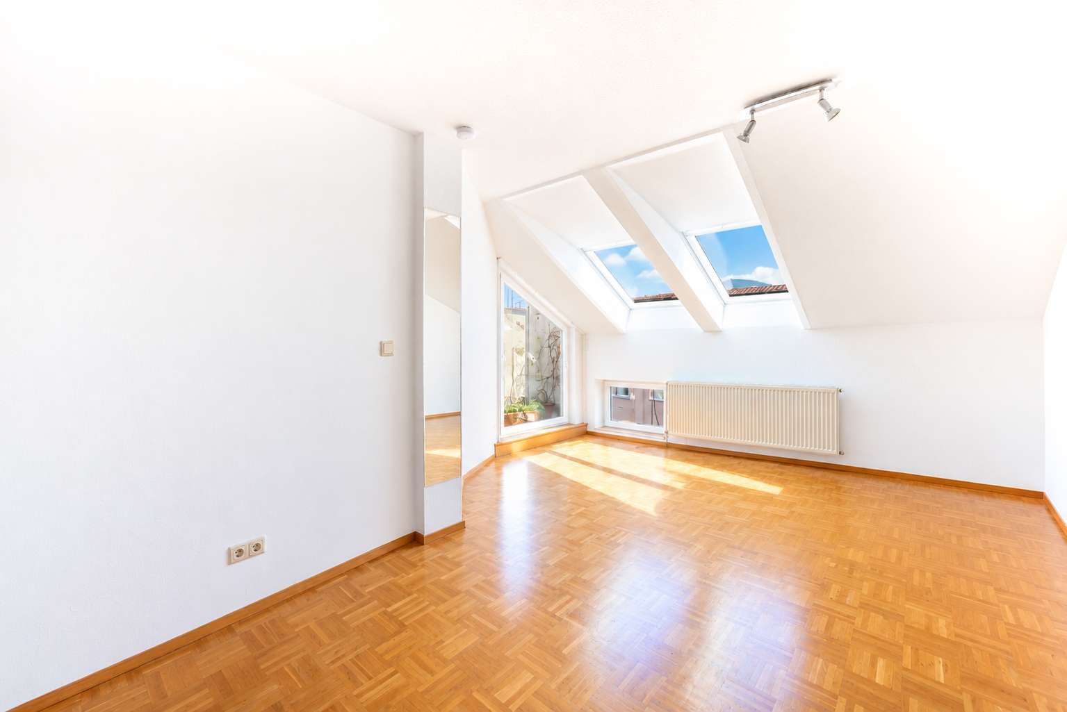 Schlafzimmer 1