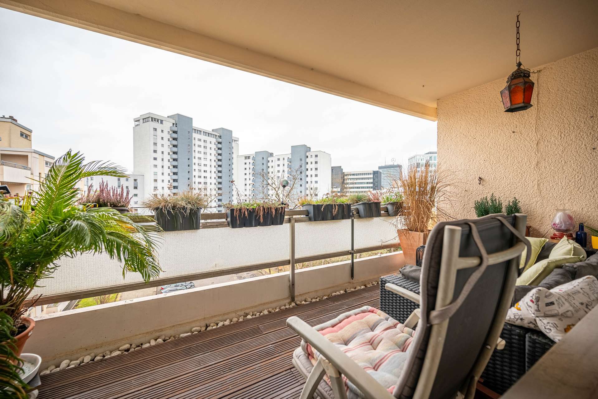 Grou00dfer Balkon