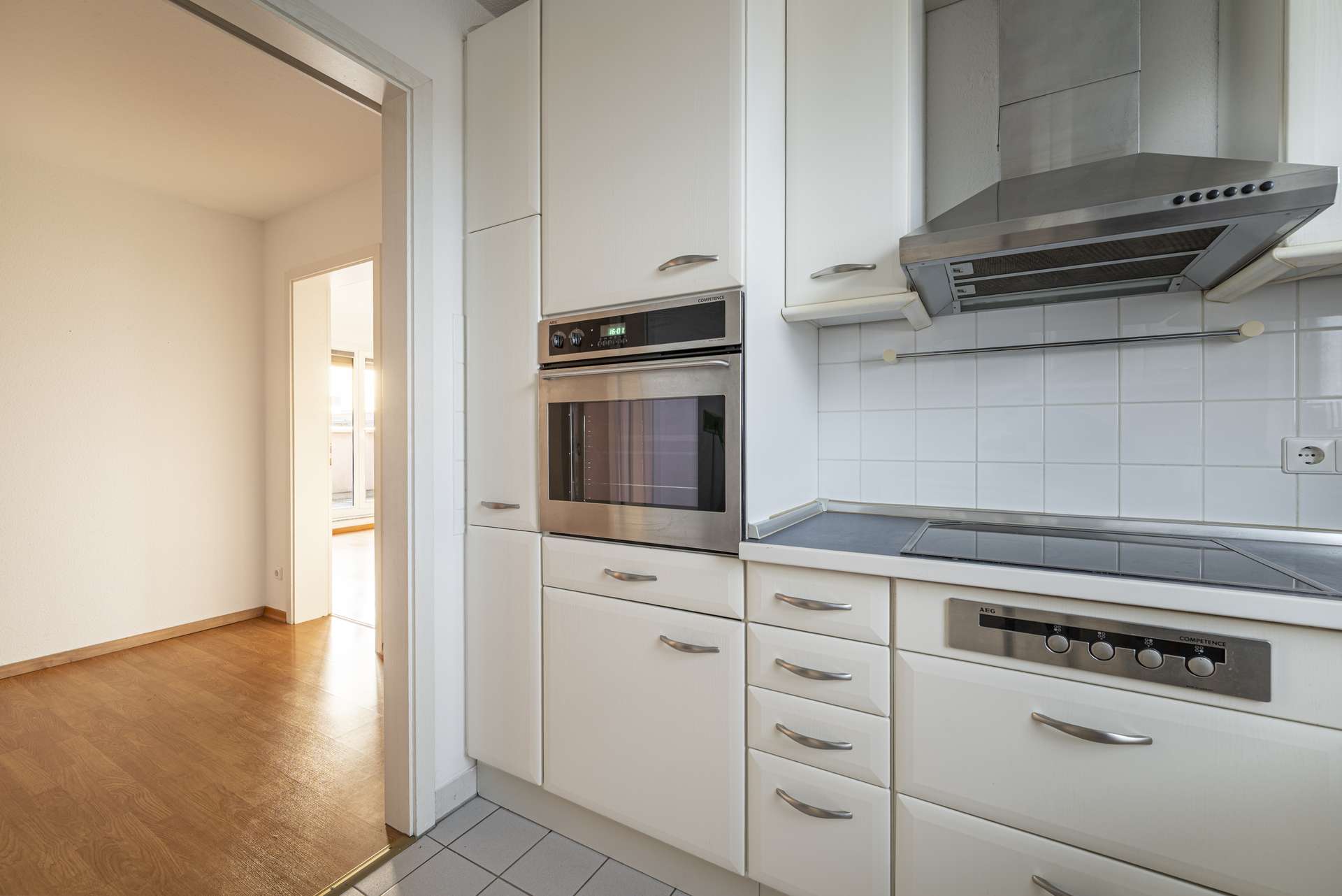 Ofen und Ceran-Kochfeld