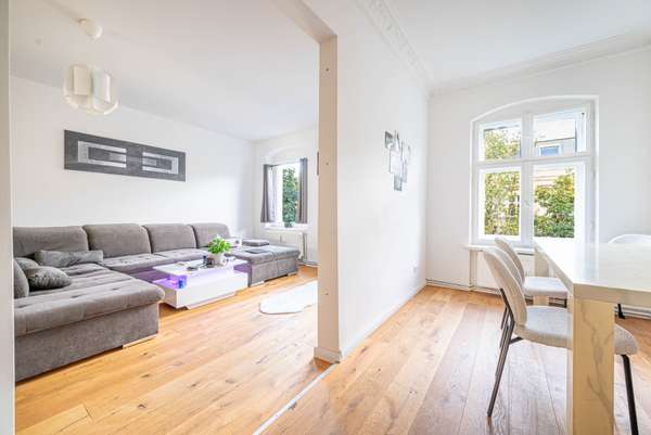 Wohnzimmer & Ku00fcche 