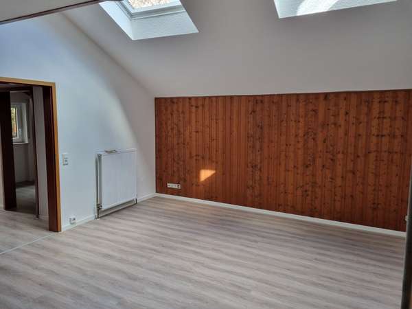2-Zi. Einliegerwohnung in attraktiver Wohneinheit auf dem Steinberg