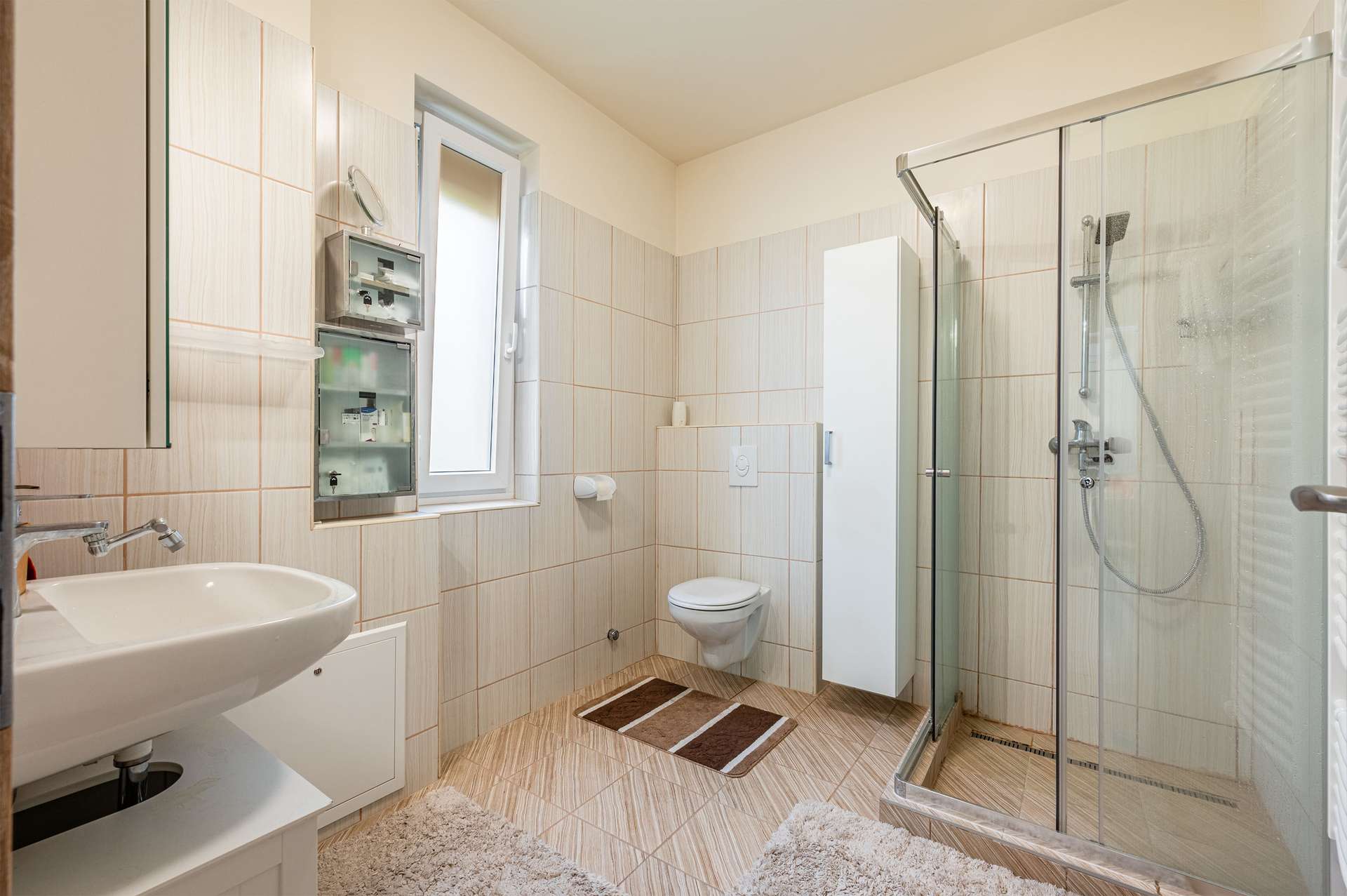 4 room Ház For Eladó in Veresegyház, Pest - 12