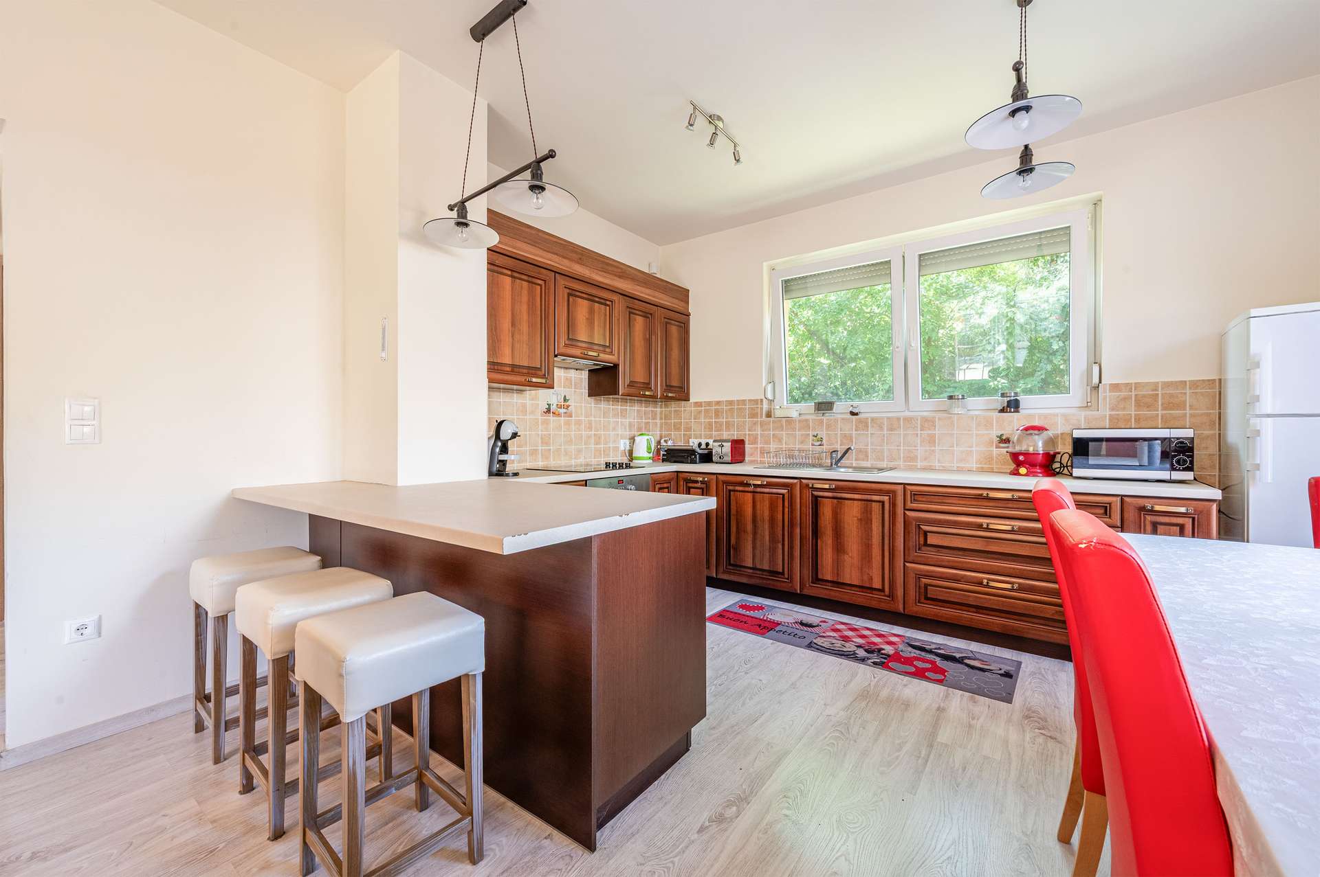 4 room Ház For Eladó in Veresegyház, Pest - 4